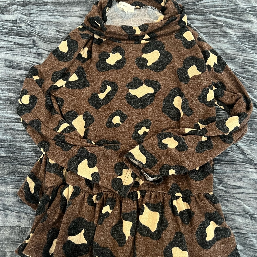 Brown and Black Patterned Knit by perfect peach size XL